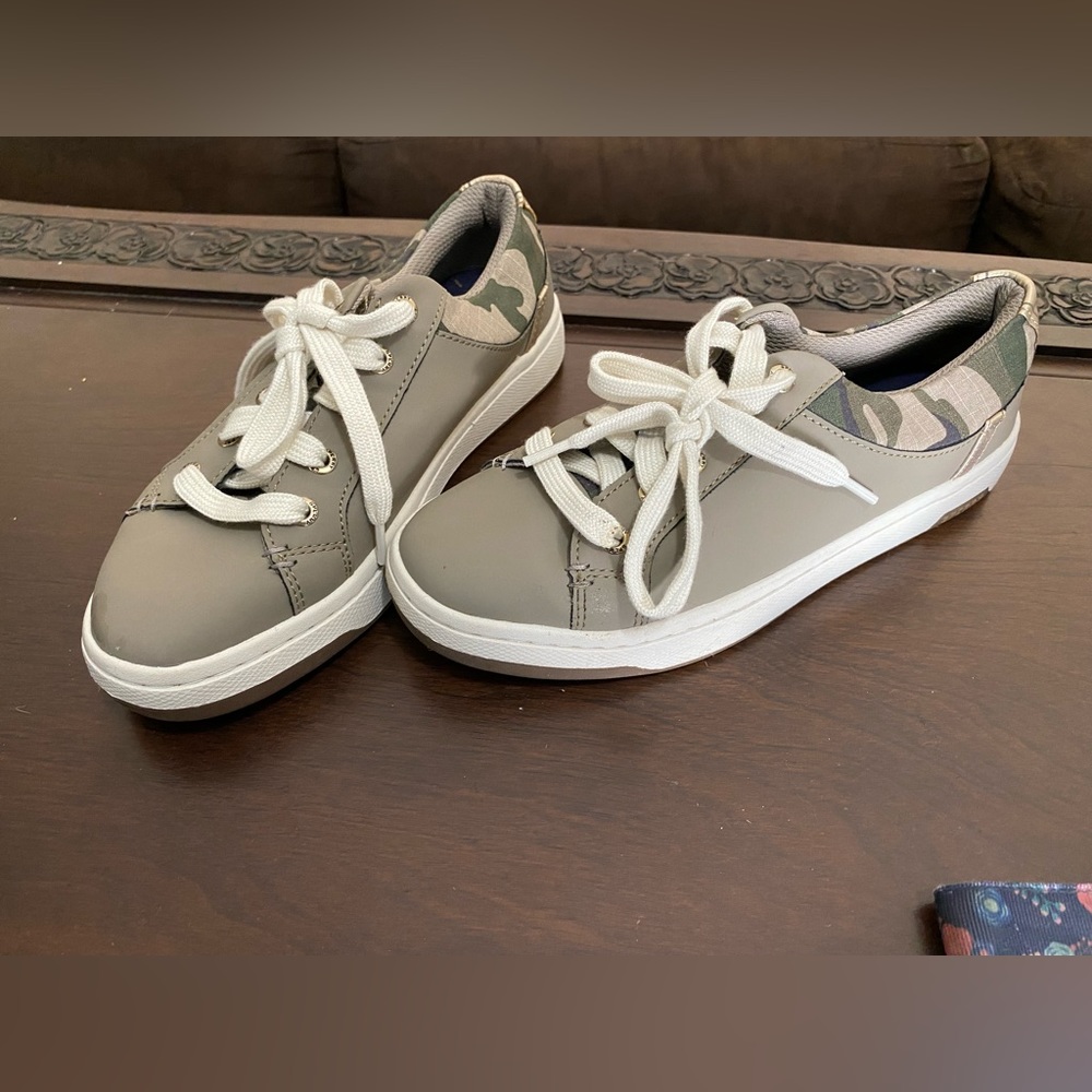 Sperrys shoes. Never worn